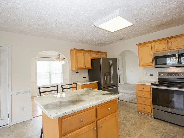106 Harvest Ln — Photo 17