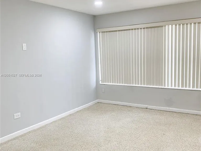 1820 SW 98th Ct — Photo 15