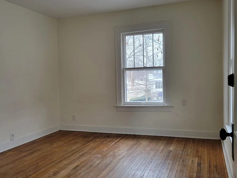 512 College Ave #2 — Photo 9