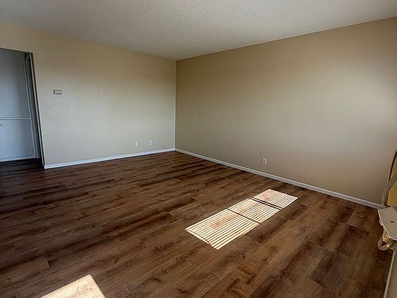 4th image of 15843 Sierra Vista Ct #9