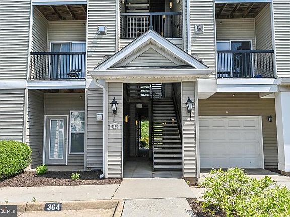 3rd image of 5123I Travis Edward Way #I