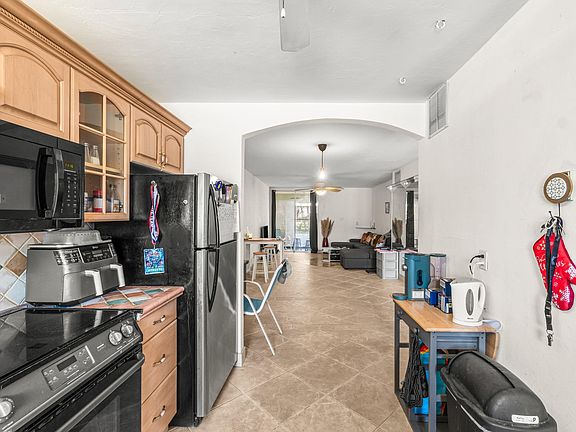 2nd image of 750 SE 6th Avenue #125