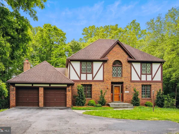 10850 Parcel Ct, Oakton, VA 22124