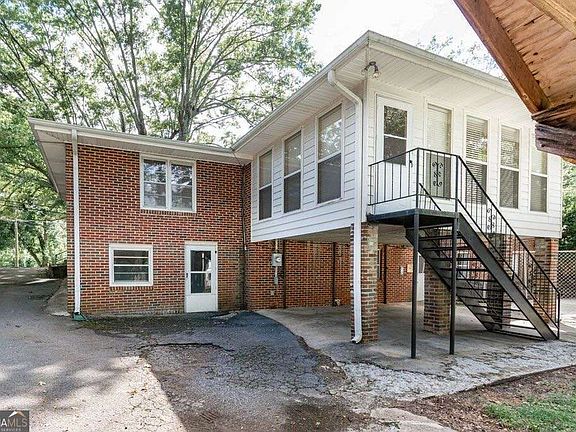 4th image of 7194 Reinhardt College Pkwy