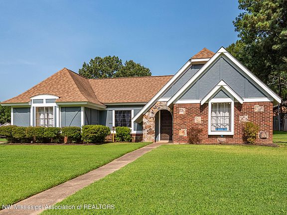 4th image of 7121 Oak Forest Dr