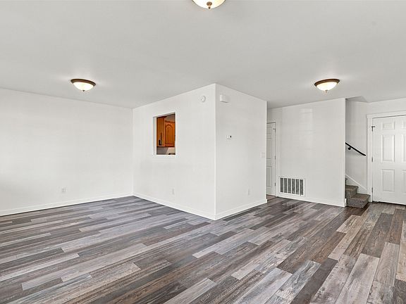 4th image of 121-A Alice Ave