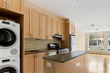 Rented by (Legacy) Elegran