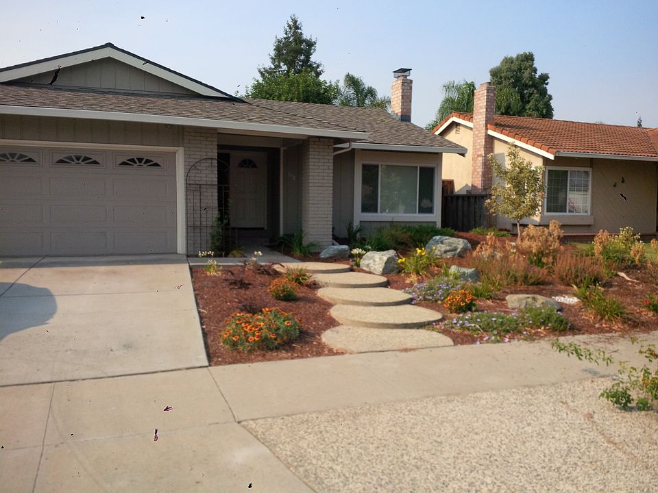 2nd image of 578 Amboy Dr