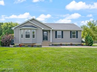85 McClain Heights Dr, Taylorsville, KY 40071