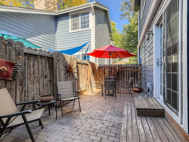 3833 Paseo Del Prado — Photo 21