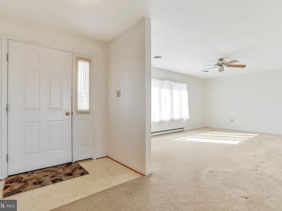 5th image of 136 Plantation Dr