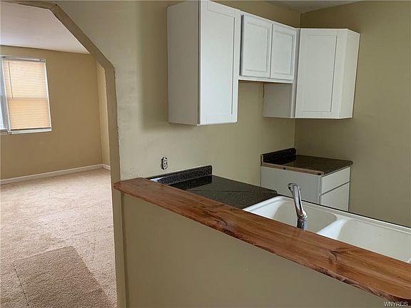 3rd image of 1416 Kenmore Ave