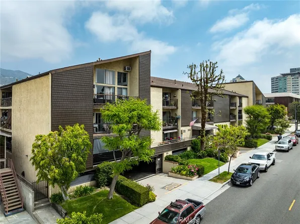 365 Burchett St Unit 214, Glendale, CA 91203