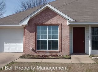 497 Kirkland Ln, Reno, TX 75462