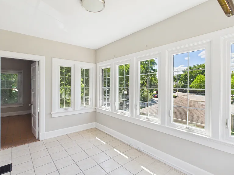 2044 Douglass Blvd #2 — Photo 19