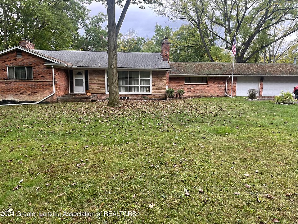 1st image of 29770 Woodland Dr