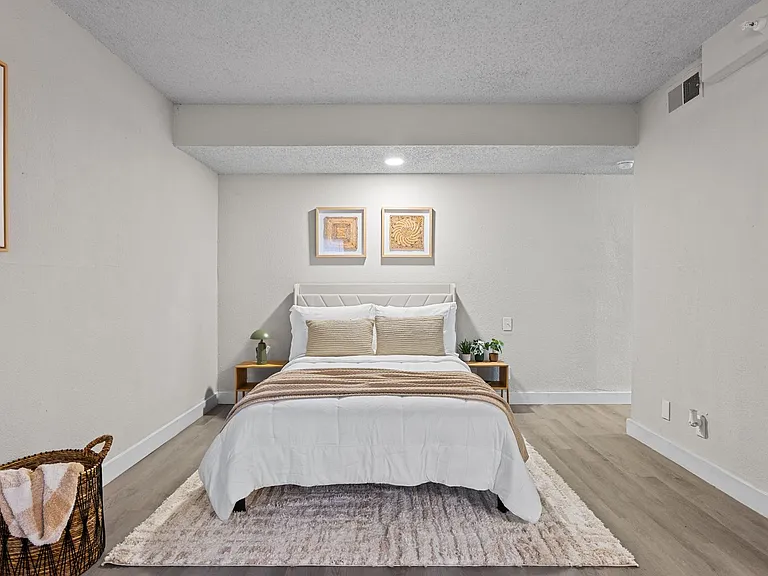 Avia Apartments — Photo 38