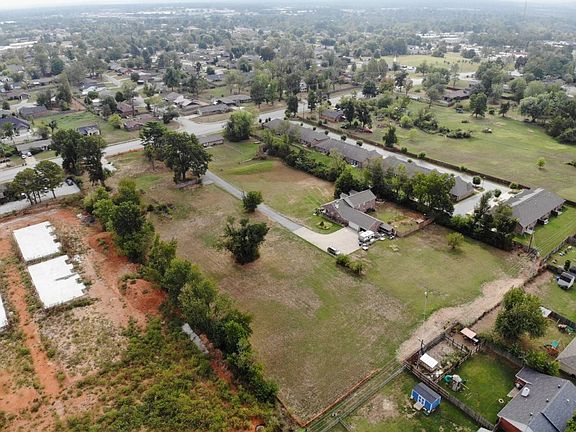 5th image of 1626 S Dixieland Rd
