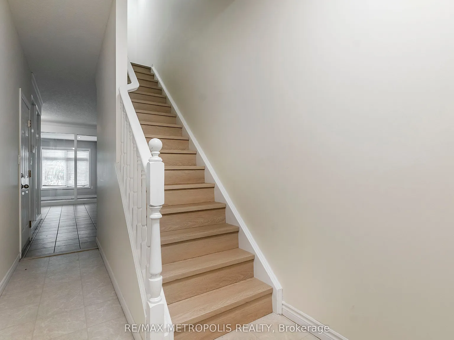 3 bed, $3,500 — Photo 4