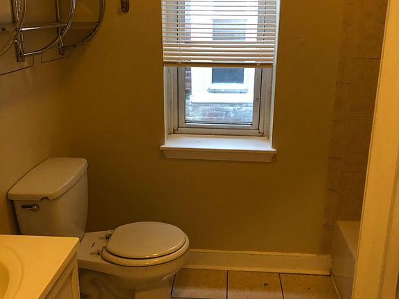5th image of 1429 W Norris St #1