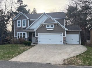 6527 Sanctuary Trl, Saugatuck, MI 49453