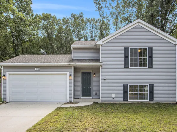 1040 Point Way, Lawton, MI 49065