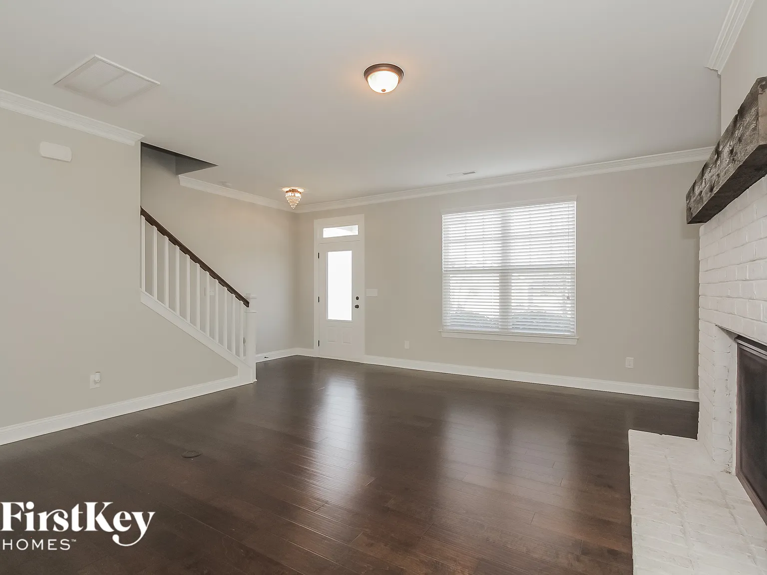 3 bed, 2.5 bath, 1848 sqft, $2,455 — Photo 4