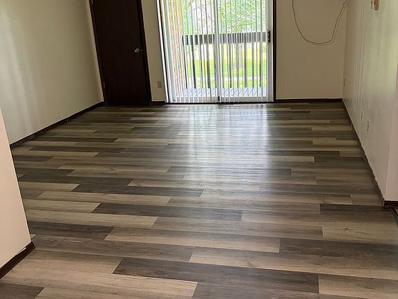 3rd image of 580 Knowlton St #202