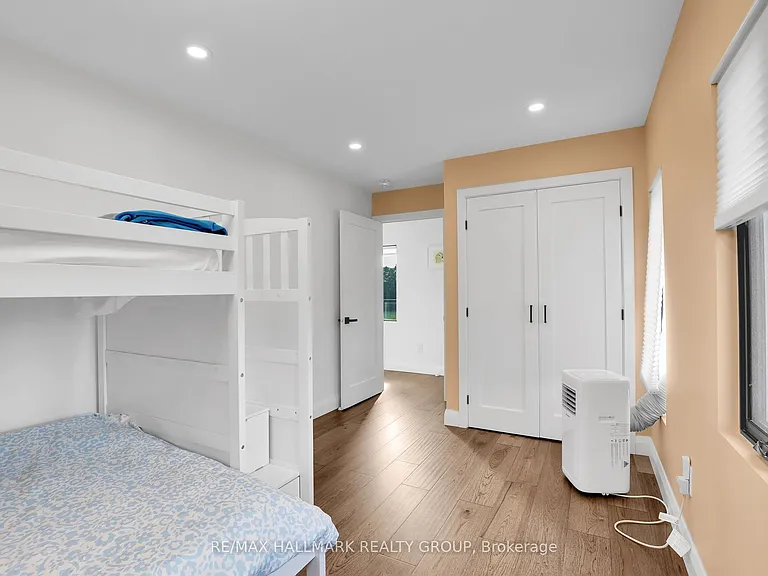 165 Knapp St — Photo 25