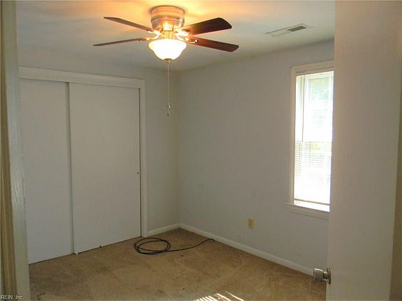 3rd image of 2703 Arcadia Ave