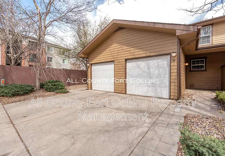 4521 Starflower Dr #C — Photo 17