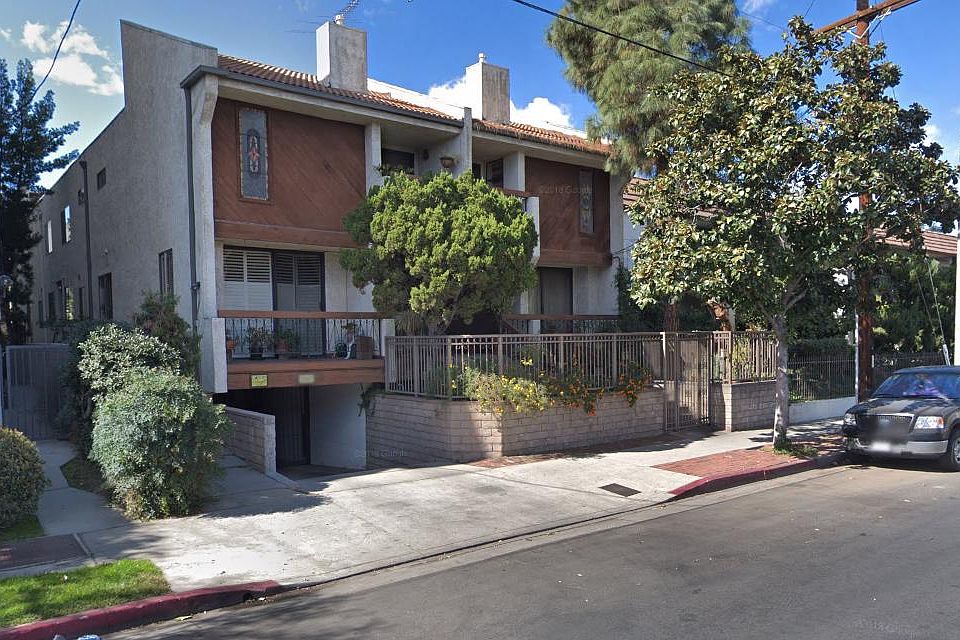 1st image of 5249 Newcastle Ave APT 4
