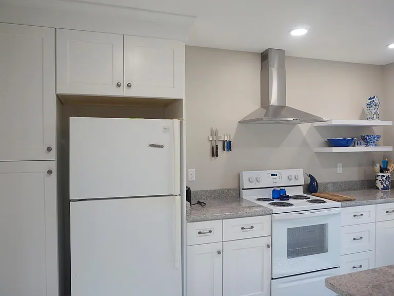 472 Kershaw Pl SE — Photo 5