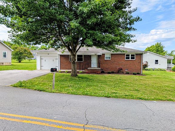 3rd image of 64 Stephenson Dr
