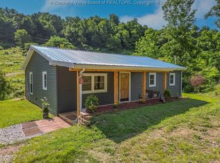 805 Davis Rd, Ravenswood, WV 26164