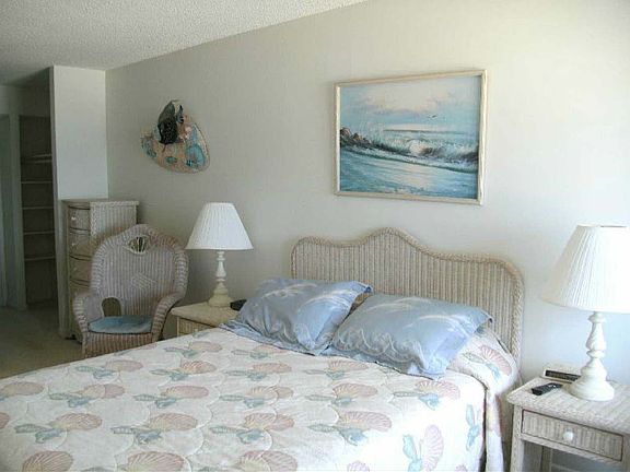 3rd image of 303 Atlantic Ave APT 605