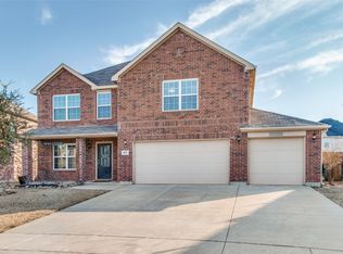 813 Cormorant Dr, Sherman, TX 75092