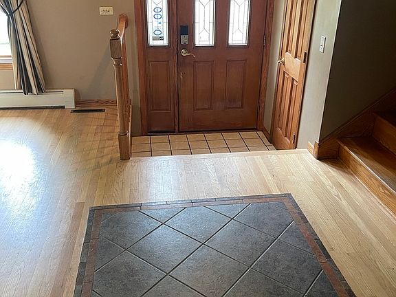 4th image of 10652 Laramie Ave