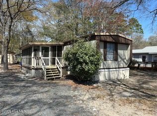 511 Dogwood Dr, Sunset Beach, NC 28468