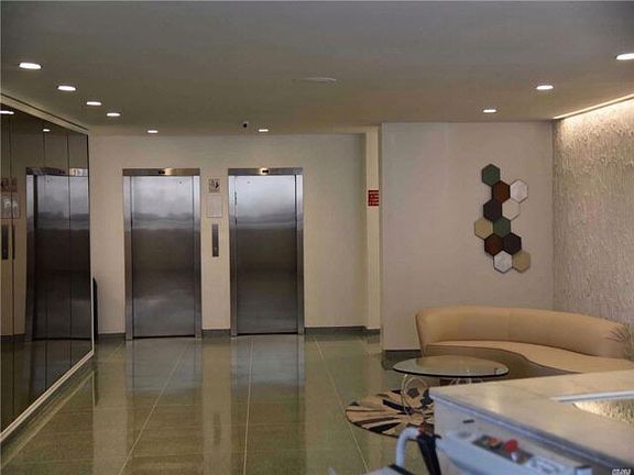 5th image of 5440 Little Neck Pkwy APT 6K