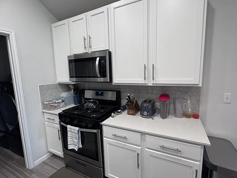 6301 Arbor Crest Ln — Photo 2