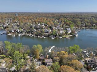 928 Waterview Dr, Crownsville, MD 21032