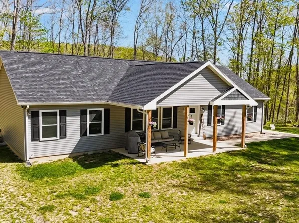 1113 Hale Branch Rd, Barboursville, WV 25504