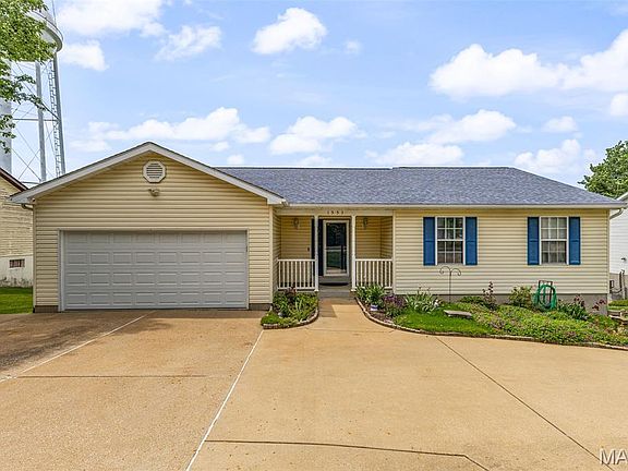 3rd image of 1553 Scenic Dr