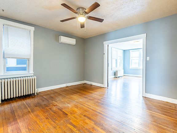 4th image of 1207 Kelton Ave APT 4