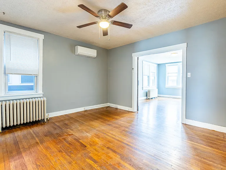 1207 Kelton Ave #4 — Photo 4