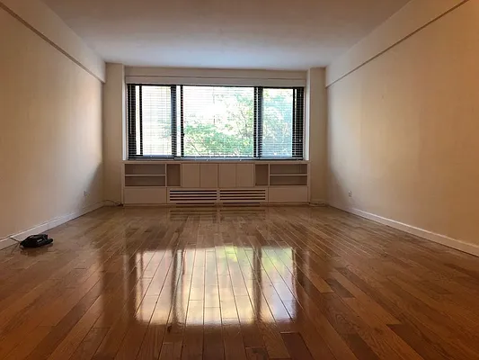 Rented by NYC Property Expo, Inc. | media 7
