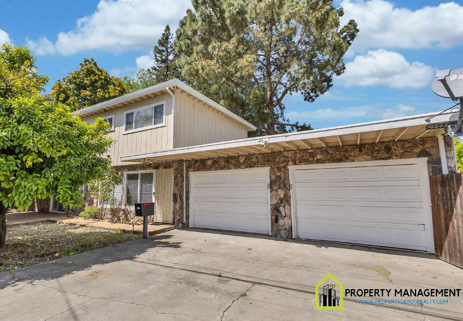 3 bed, 2.0 bath, 1587 sqft, $2,595 — Photo 2