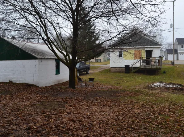 189 Alma St, Sparta, MI 49345