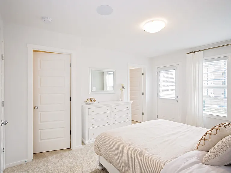142 Chappelle Dr SW — Photo 12